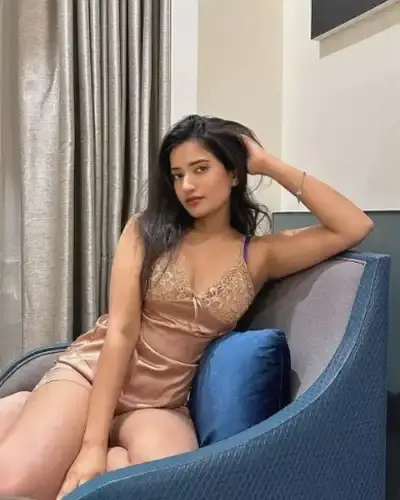 Call Girls Sikandra Rao Cash On Delivery